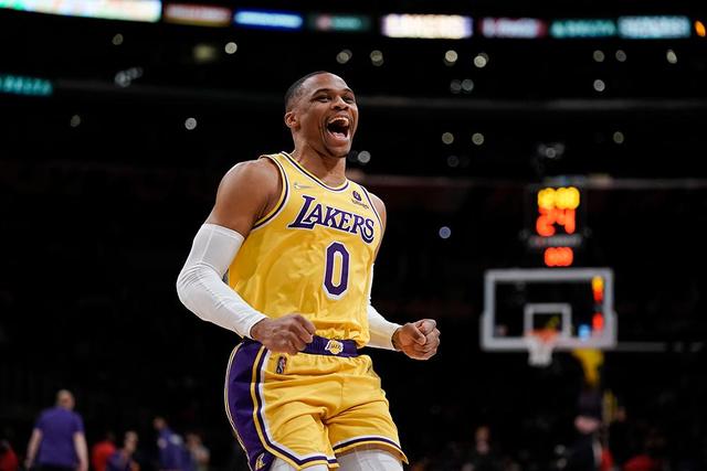 山东男篮回应丁伟是否下课：请以官方通知为准