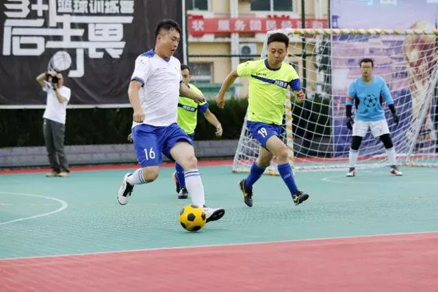 赵剑波击败孟凡雨 登顶独牙传奇中式九球青岛精英赛