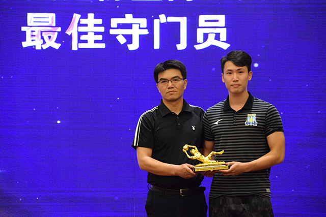 31岁伊卡尔迪身价跌至1300万欧，巅峰身价1亿欧